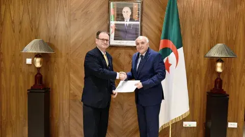 أحمد عطاف يتسلم أوراق اعتماد 3 سفراء جدد