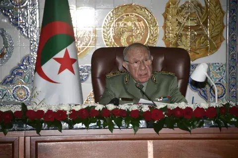 الفريق أول السعيد شنقريحة يهنئ كافة مستخدمي الجيش الوطني الشعبي بمناسبة حلول العام الجديد