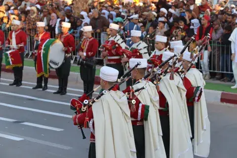 إحياء رأس السنة الأمازيغية الجديدة 2975: استعراض كبير للتراث الثقافي وسط مدينة تيميمون