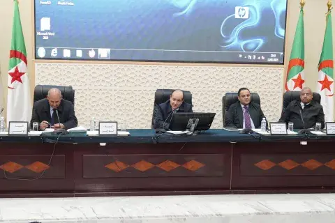 وزير الصناعة والانتاج الصيدلاني يعاين المشاريع التنموية بأدرار ووضعية تحويل الأملاك المصادرة لصالح مؤسسات عمومية