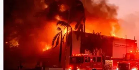 ارتفاع حصيلة ضحايا حرائق لوس أنجلوس إلى 16 قتيلا